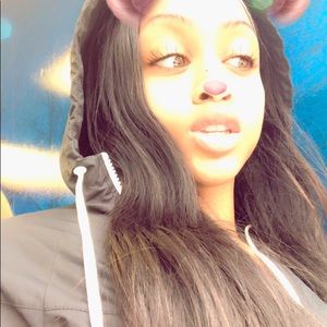 Meet your Posher, Cece